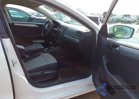 2017 Volkswagen Jetta 1.4T S из США, поврежденный, VIN 3VW2B7AJ9HM319700